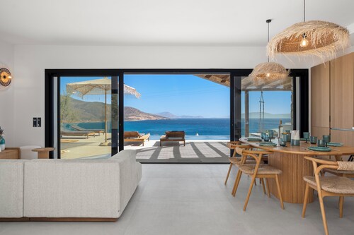 Villa Prestige à Naxos - Cyclade - Luxury, Private Pool, Sea View and Beach Walk