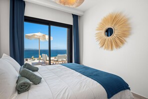 3 bedrooms, in-room safe, iron/ironing board, free WiFi