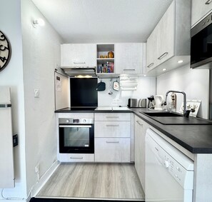 Fridge, microwave, oven, dishwasher