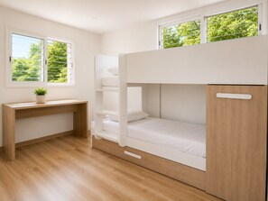 2 chambres, bureau, fer et planche à repasser, Wi-Fi gratuit