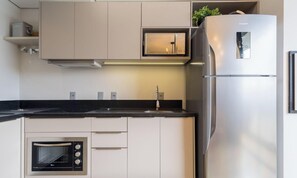 Basic Apartment | Private kitchen