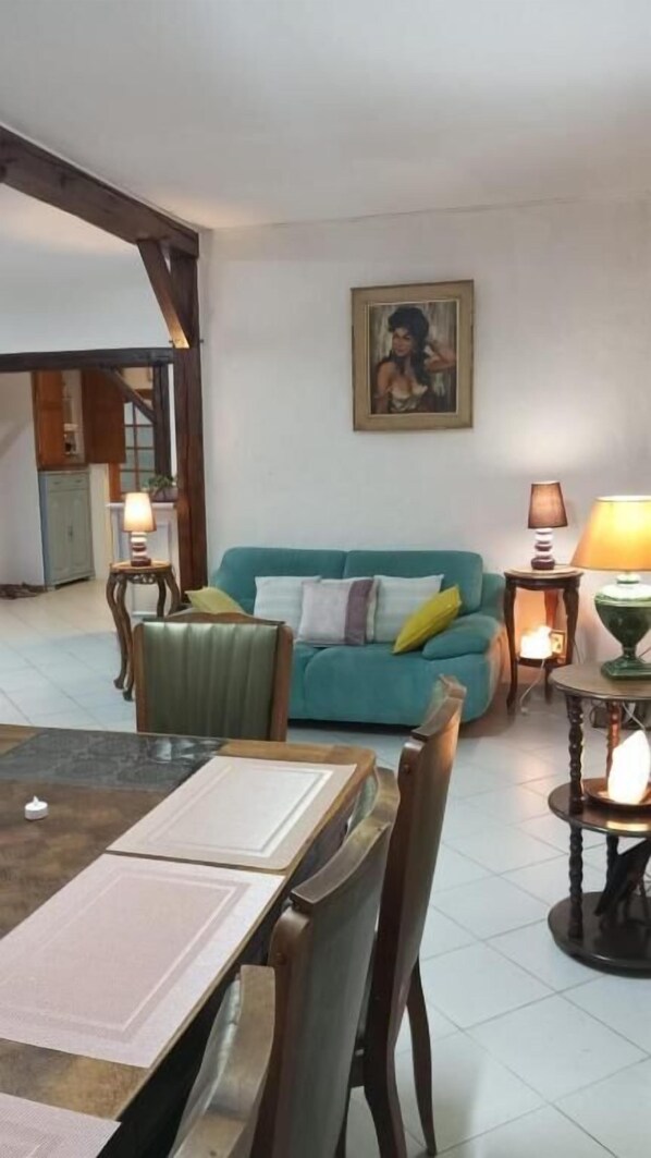 Interior - holistica (Saint-Fargeau)