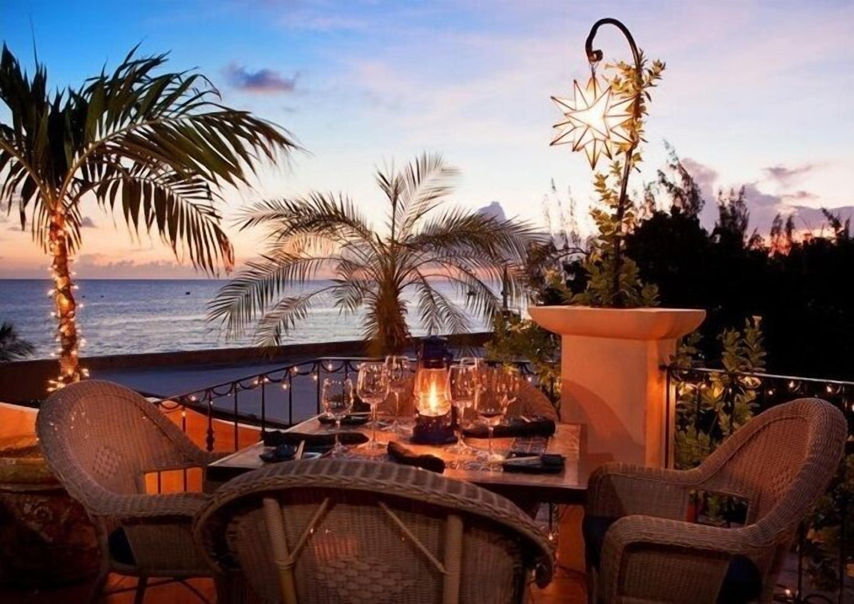 Activities nearby:
Fine dining on the Water Front