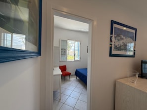 2 chambres, fer et planche à repasser, Wi-Fi gratuit, draps fournis