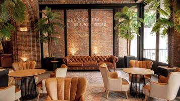 Daily cooked-to-order breakfast for a fee