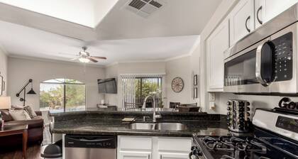 King, Queen & 2 Twins-Cardinals/Dodgers/Whites Sox Close w/Fitness, Heated Pool!