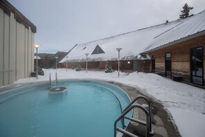 2 indoor pools, outdoor pool