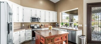 Elevated Living: Modern Elegance Meets Desert Tranquility