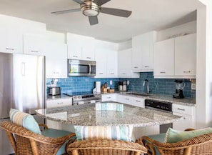 Basic Apartment | Private kitchen