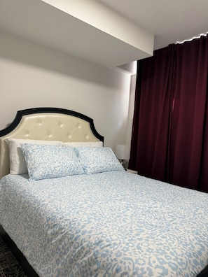 Internet, bed sheets