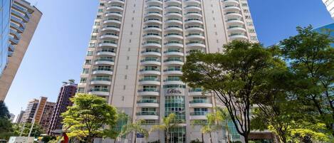 Basic Apartment | Exterior