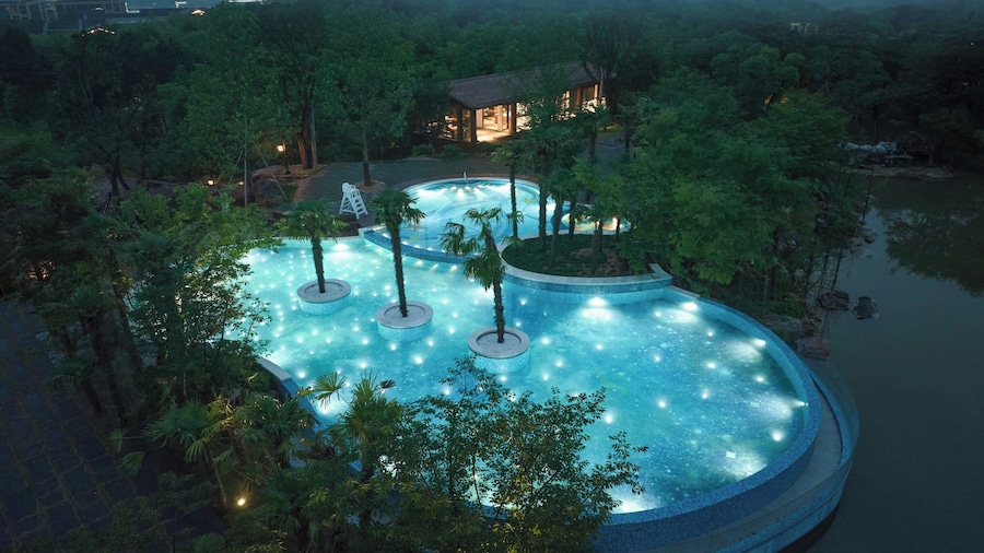 Grand New Century Resort, Changxing, A Tribute Portfolio Resort