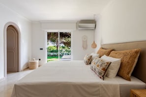 3 quartos, ferros/tábuas de passar roupa, Wi-Fi, roupa de cama