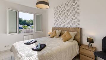 3 chambres, fer et planche Ă repasser, Wi-Fi gratuit