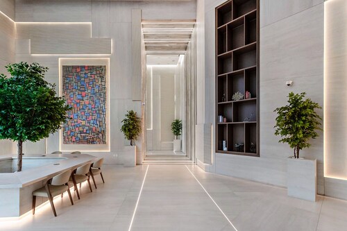 Modern Studio at Paragon