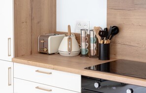 Refrigerador, microondas, horno y lavavajillas 