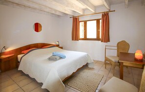 3 عدّة غرف نوم ومكواة/لوح كي وسرير سفر وواي فاي مجانًا