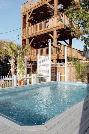 Outdoor pool - Hidden Paradise (Galveston)