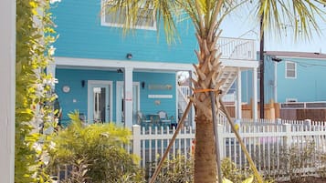 Khuôn viên nơi lưu trú