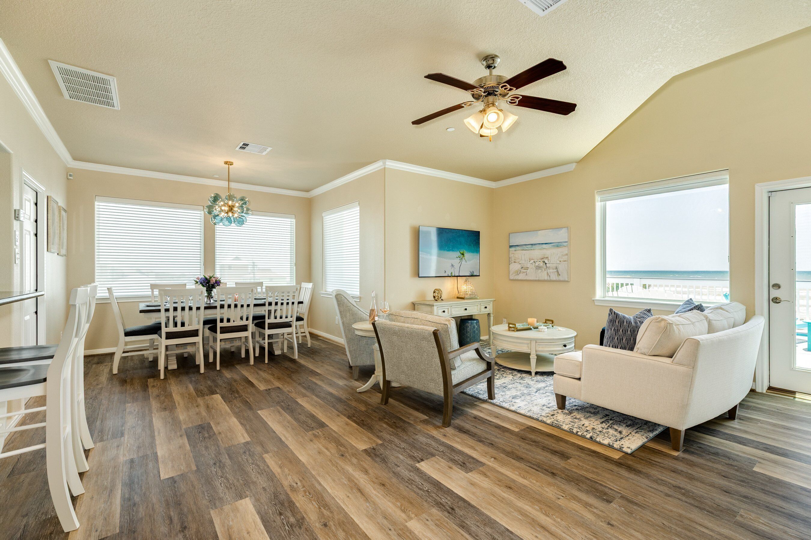 House, Multiple Beds, Balcony, Ocean View (Twin Palms Paradise) | Living area | 40-inch TV with digital channels