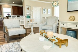 House, Multiple Beds, Balcony, Ocean View (Twin Palms Paradise) | Living area