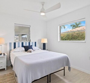 4 slaapkamers, een strijkplank/strijkijzer, wifi, beddengoed