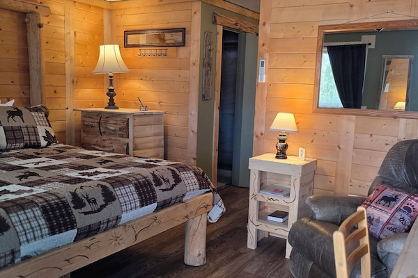 1 sovrum, strykjärn/strykbräda, wi-fi och sängkläder