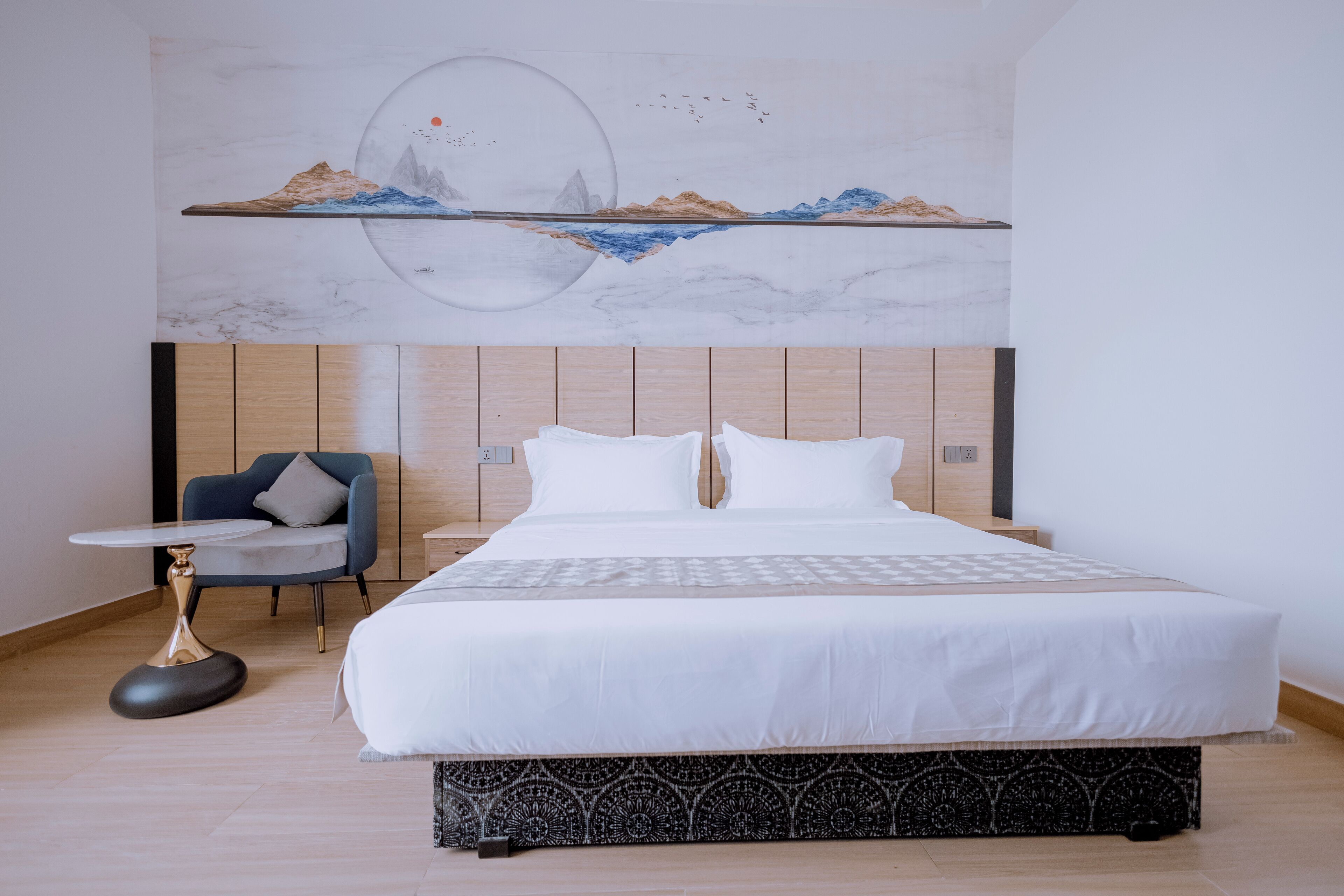 مكتب ومكواة/لوح كي وواي فاي مجانًا وتسهيلات لدخول الكراسي المتحركة