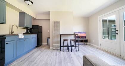 Cozy Updated Apartment Walking Distance to Downtown Fruita