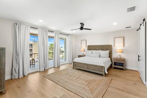 4 habitaciones, escritorio, tabla de planchar con plancha y wifi gratis 