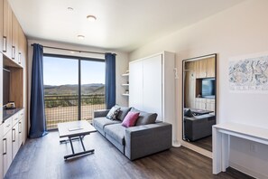 Smart-TV, videospill og fotballspill