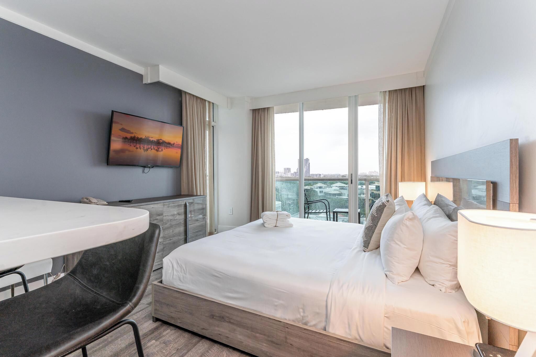 2 bedrooms, iron/ironing board, free WiFi