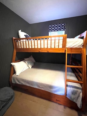 2 bedrooms, free WiFi