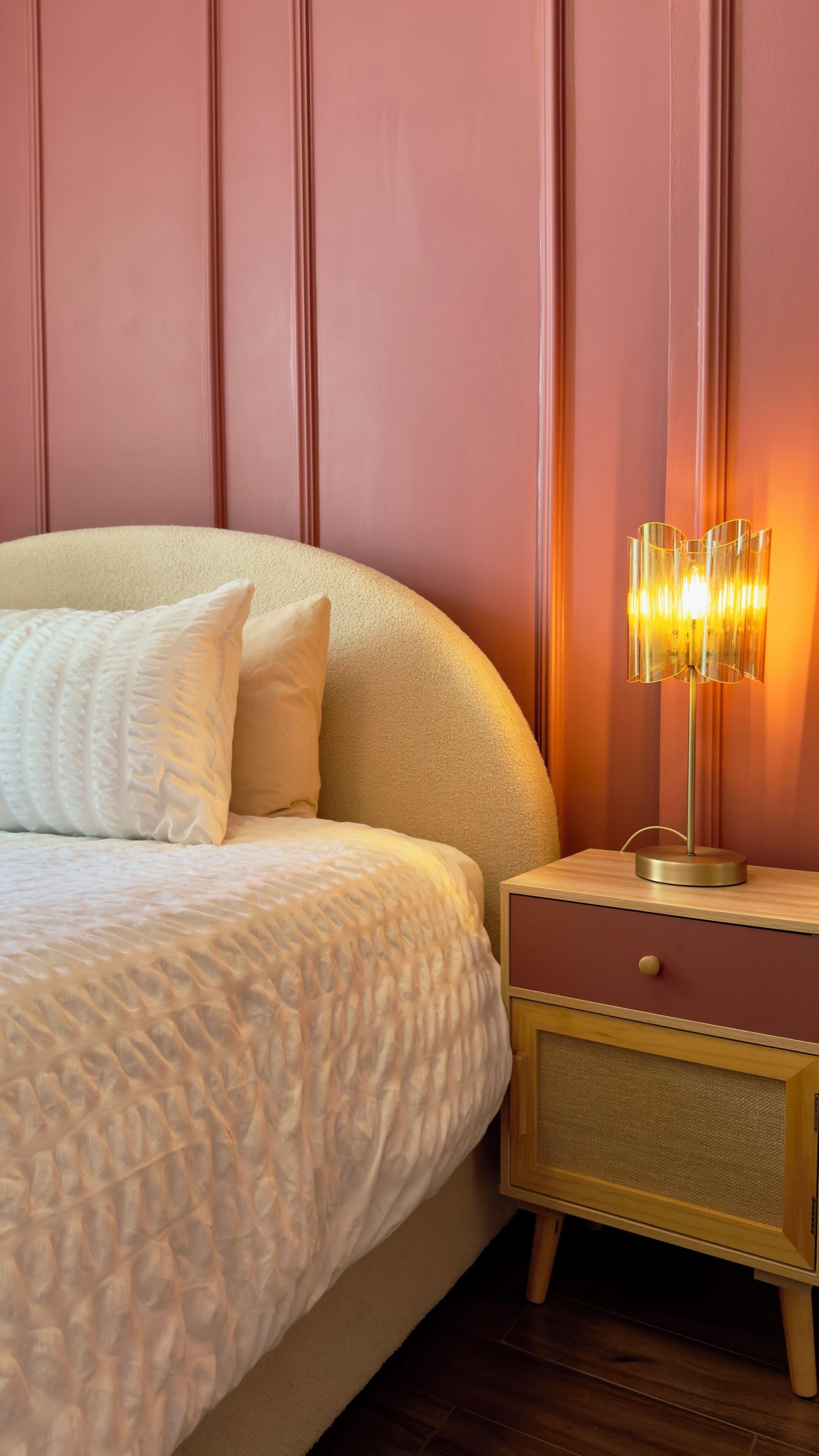 2 makuuhuonetta, silitysrauta/-lauta, Wi-Fi, vuodevaatteet