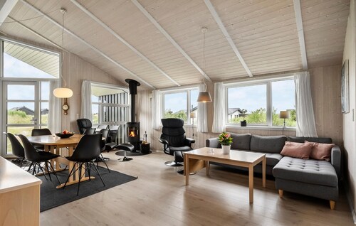 Schönes Haus in Hvide Sande mit Sauna