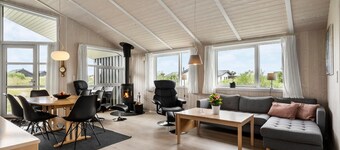 Nice home in Hvide Sande with sauna