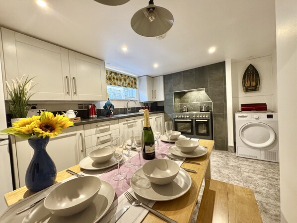 Fridge, microwave, oven, dishwasher