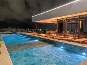 Piscine extérieure