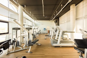 Mobile Home | Fitness facility