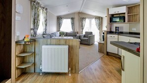 Mobile Home | Living room - Mobile Home Isle of Wight Near Thorness Bay (Cowes)