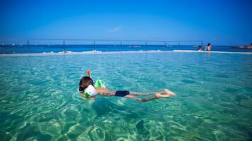 إطلالة على المياه