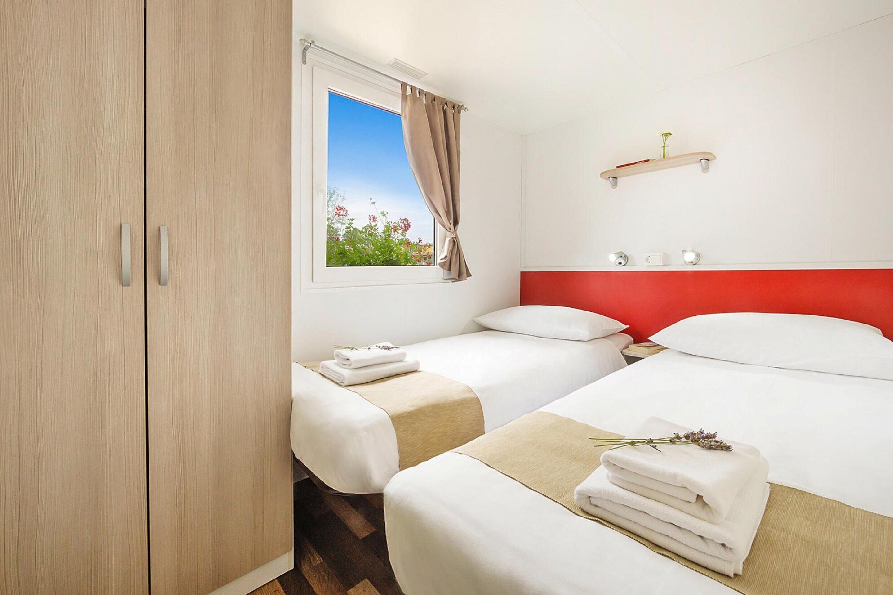 Mobile Unterkunft | 2 Schlafzimmer, individuell eingerichtet