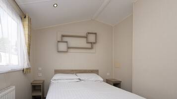 Mobile Home | 2 bedrooms, bed sheets