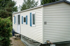Mobile Home | Exterior