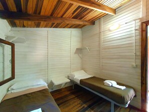 Asuntovaunu | 2 makuuhuonetta, vuodevaatteet