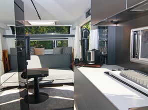 Mobile Home | Private kitchen