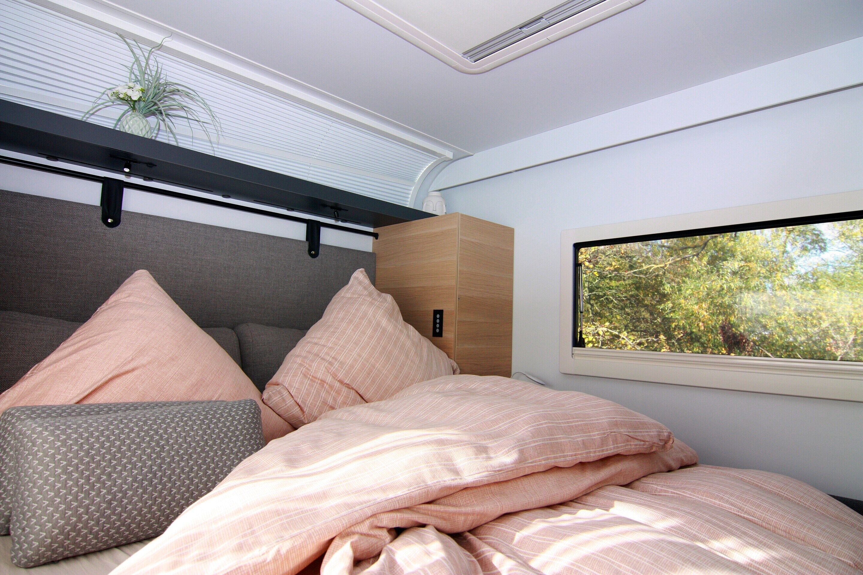 Mobile Home | 1 bedroom, individually furnished