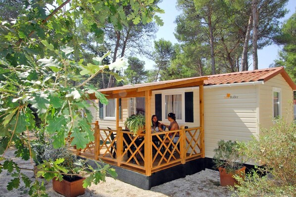 ラグジュアリー モバイルホーム | 外観