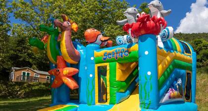 Apartment on Lake Serre-poncon With Pool