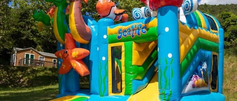 Mobile Home | Children's area